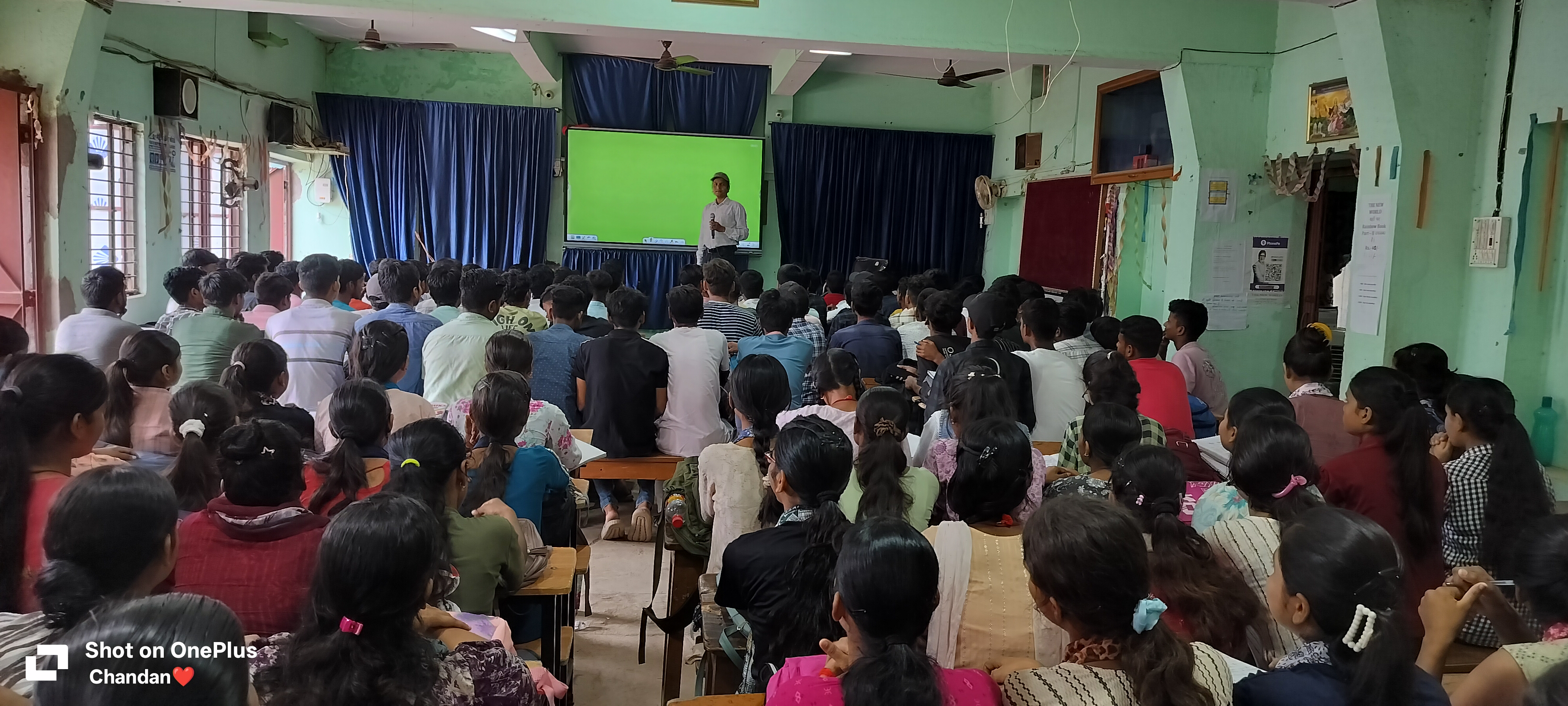 English Classes in Lakhisarai